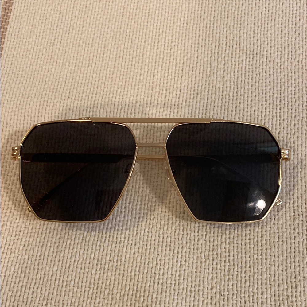 Geometric Gold and Black Aviator Sunglasses